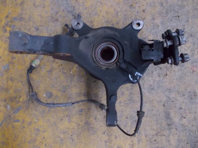 Moyeu avant gauche RENAULT LAGUNA 2 PHASE 1 Essence - 1