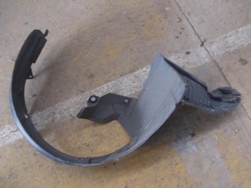 Pare boue avant gauche RENAULT LAGUNA 2 PHASE 1 Essence - 1