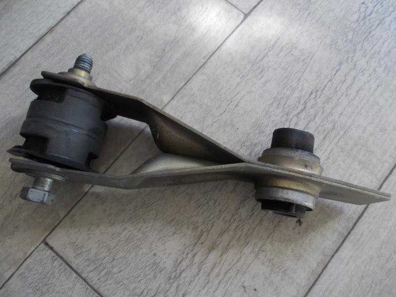 Support moteur RENAULT CLIO 2 PHASE 2 Diesel - 1