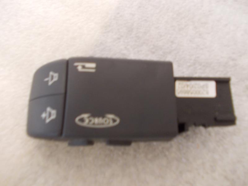 Commande autoradio RENAULT CLIO 2 PHASE 2 Diesel - 1