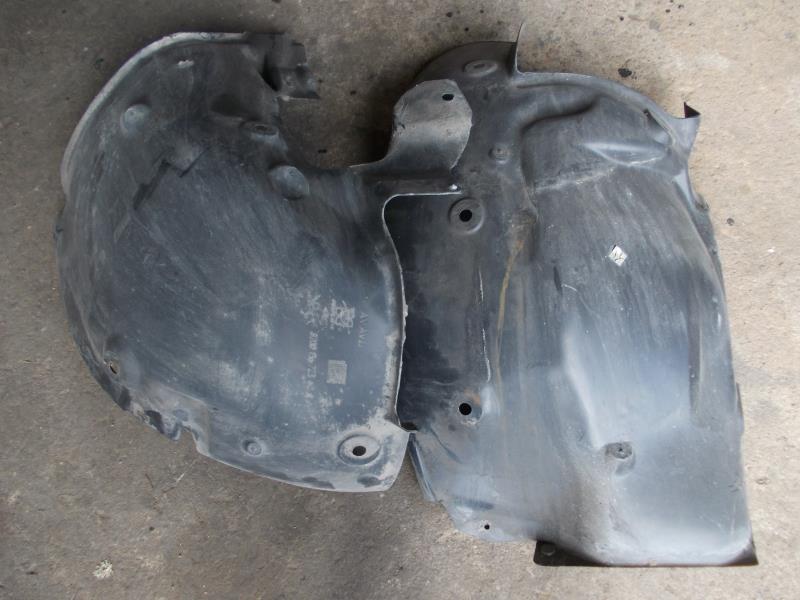 Pare boue avant gauche RENAULT SCENIC 2 PHASE 1 Diesel - 1