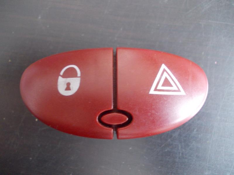 Bouton de warning PEUGEOT 206 PHASE 2 Diesel - 1