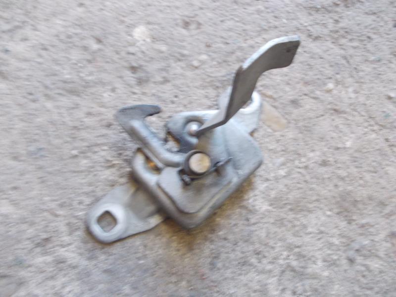 Fermeture de capot RENAULT MEGANE 1 BREAK Diesel - 1