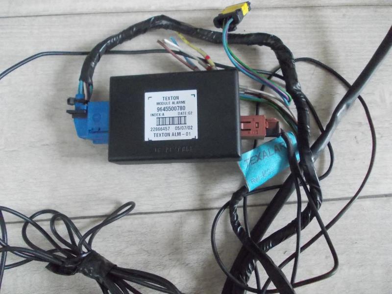 Boitier d'accrochage PEUGEOT 807 Diesel - 1