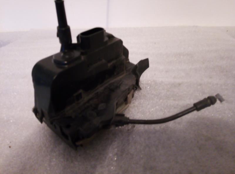 Serrure avant gauche RENAULT MEGANE 2 PHASE 1 Essence - 1