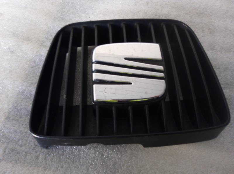 Sigle de calandre SEAT CORDOBA 1 PHASE 2 Diesel - 1