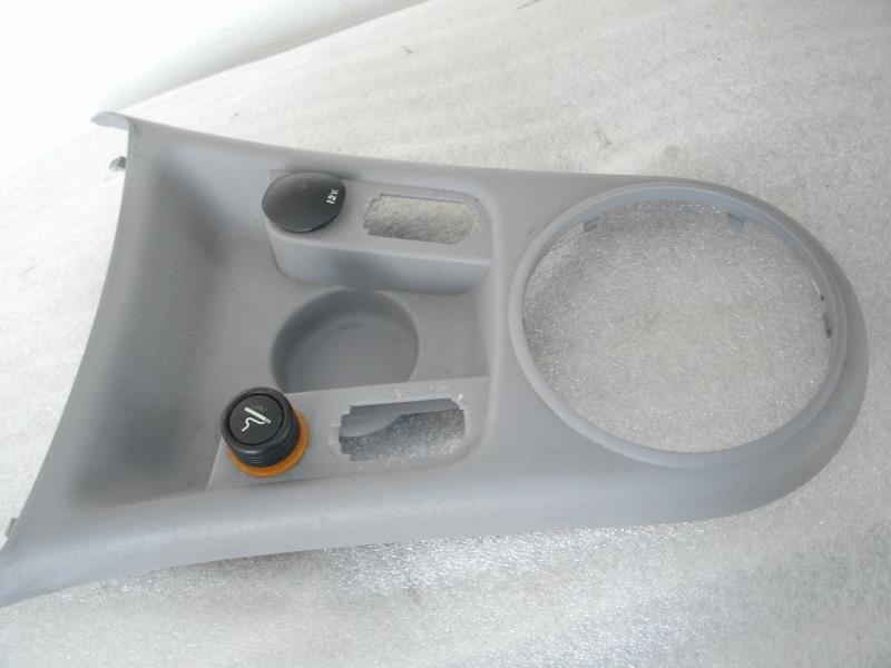 Console central (interieur plastique) CITROEN C3 1 PHASE 1 Diesel - 1