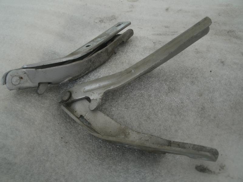 Charniere de capot PEUGEOT 206 Diesel - 1