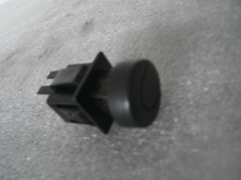 Bouton/Interrupteur PEUGEOT 306 PHASE 2 Diesel - 1