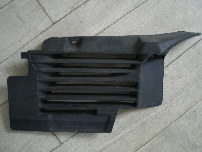 Grille de calandre gauche RENAULT R19 PHASE 2  - 1