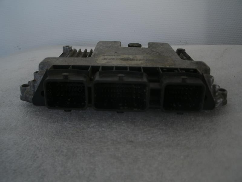 Calculateur RENAULT SCENIC 2 PHASE 1 Diesel - 1
