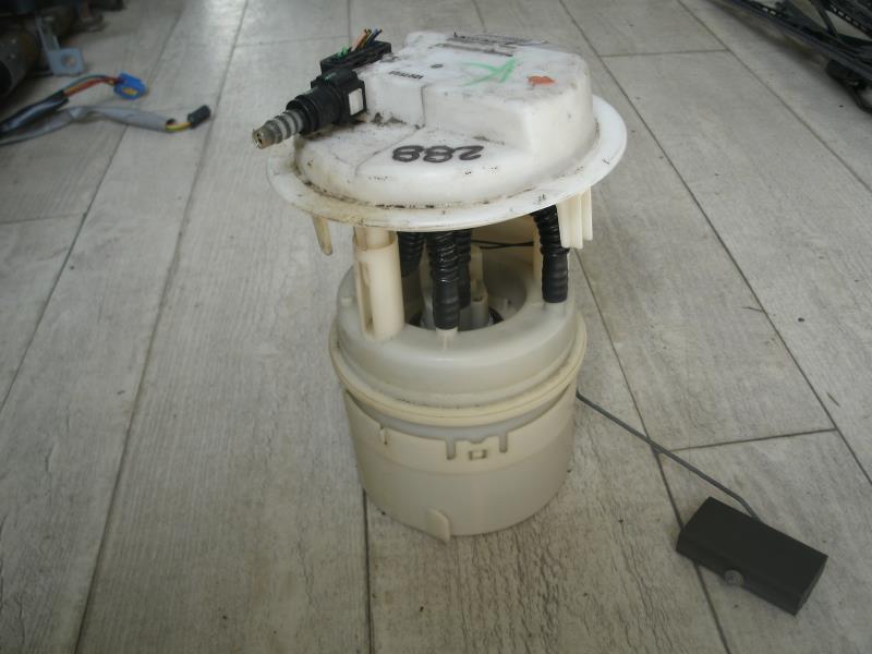 Pompe immergee PEUGEOT 307 PHASE 1 Essence - 1