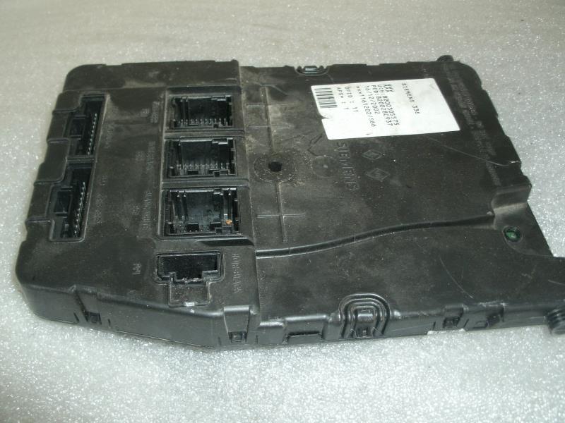 Calculateur RENAULT MEGANE 2 PHASE 1 Essence - 1