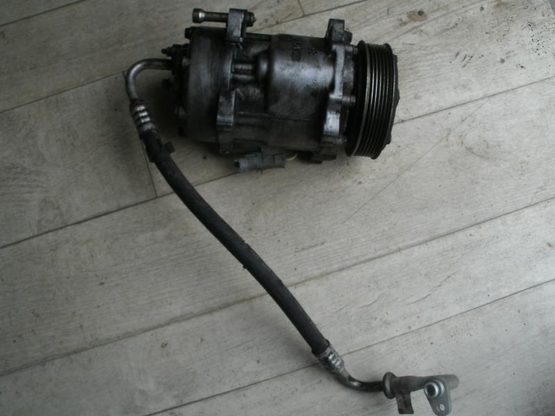 Compresseur clim CITROEN C8 Diesel - 1
