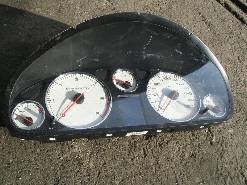 Compteur PEUGEOT 407 PHASE 1 BREAK Diesel - 1