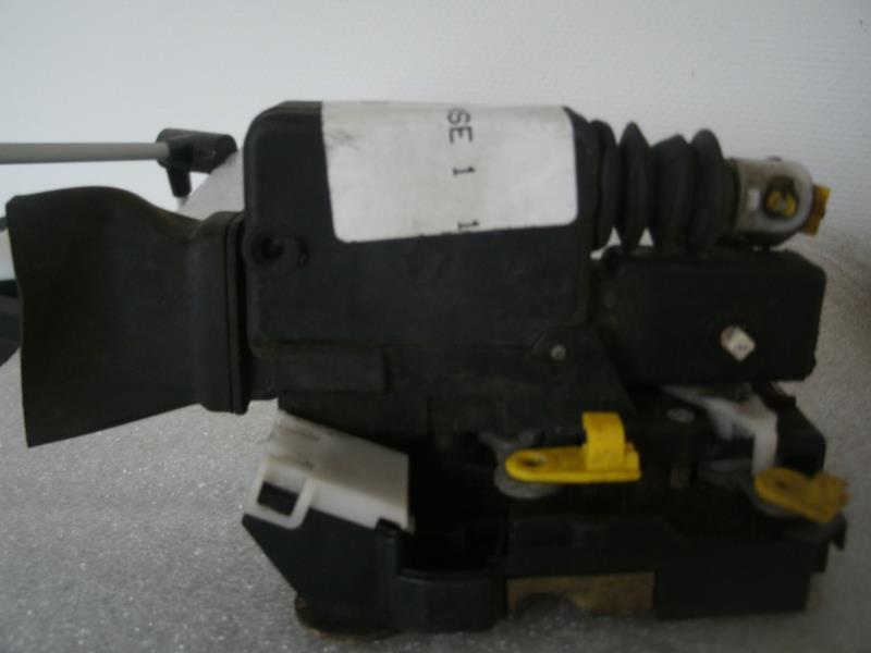 Serrure avant gauche RENAULT CLIO 1 PHASE 2 Diesel - 1
