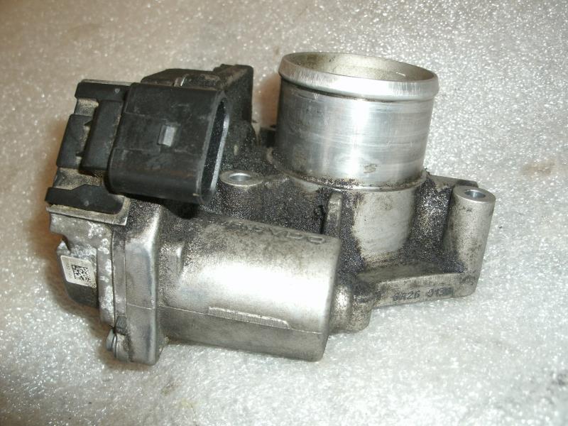 Boitier papillon RENAULT MEGANE 1 PHASE 2  - 1