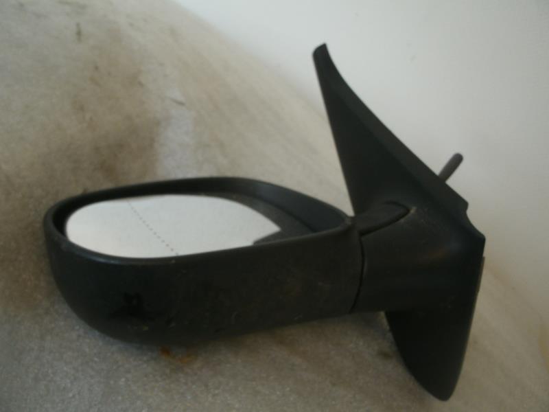 Retroviseur gauche RENAULT CLIO 2 PHASE 1 Essence - 1