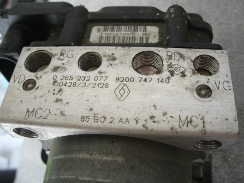 Bloc ABS (freins anti-blocage) RENAULT CLIO 3 PHASE 2 BREAK Essence - 1