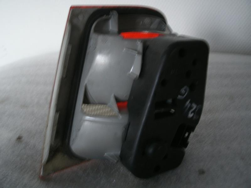 Feu arriere secondaire gauche (feux) BMW SERIE 3 E46 PHASE 1 Diesel - 1