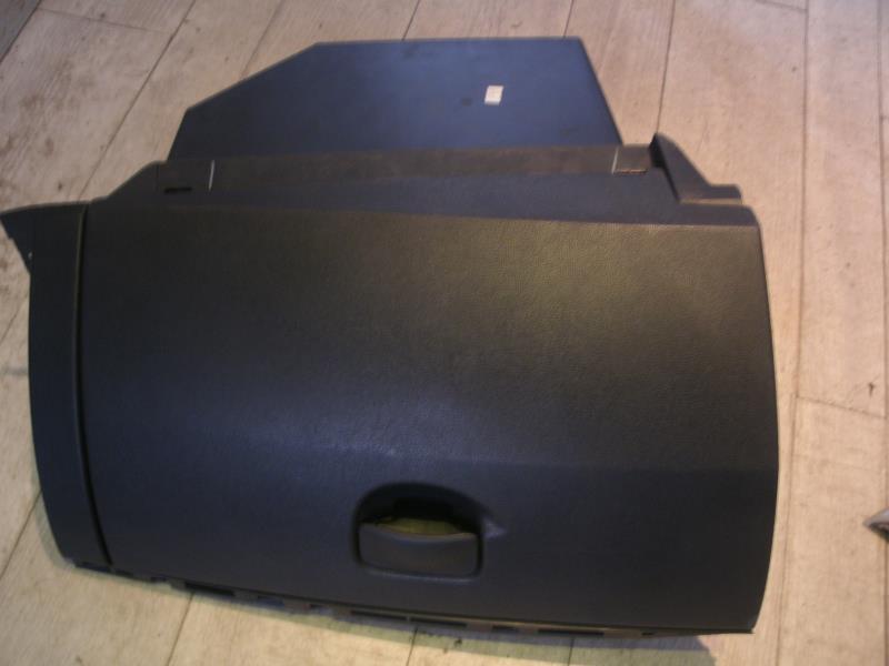 Boite a gants RENAULT CLIO 3 PHASE 2 Diesel - 1
