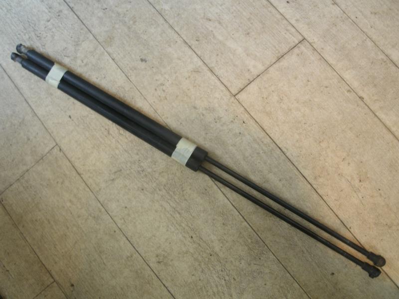 Verin de coffre PEUGEOT 406 PHASE 2 Essence - 1