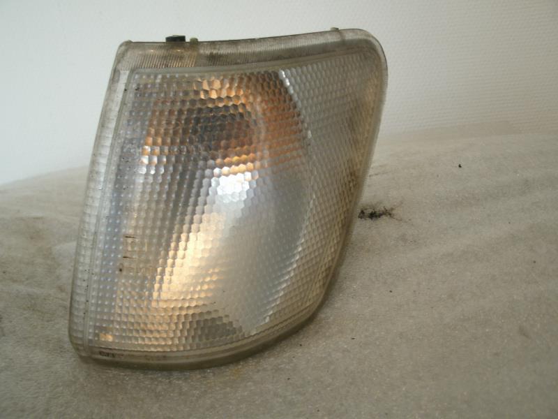 Optique avant secondaire gauche (feux)(clignotant) FORD COURRIER 3 PHASE 1 Diesel - 1