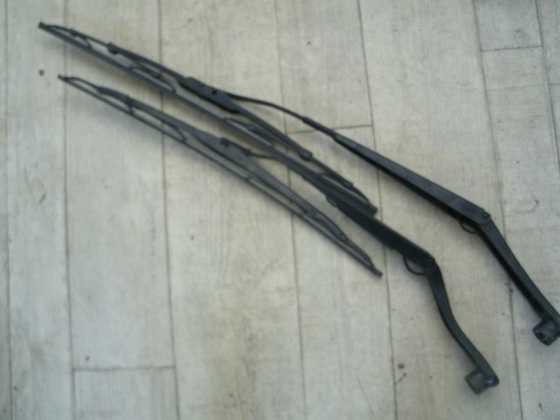 Bras essuie glace avant CHRYSLER PT CRUISER PHASE 1 BREAK Diesel - 1