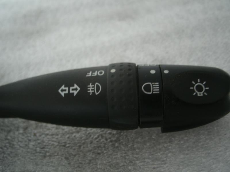 Commodo phare SUZUKI SWIFT 3 Essence - 1