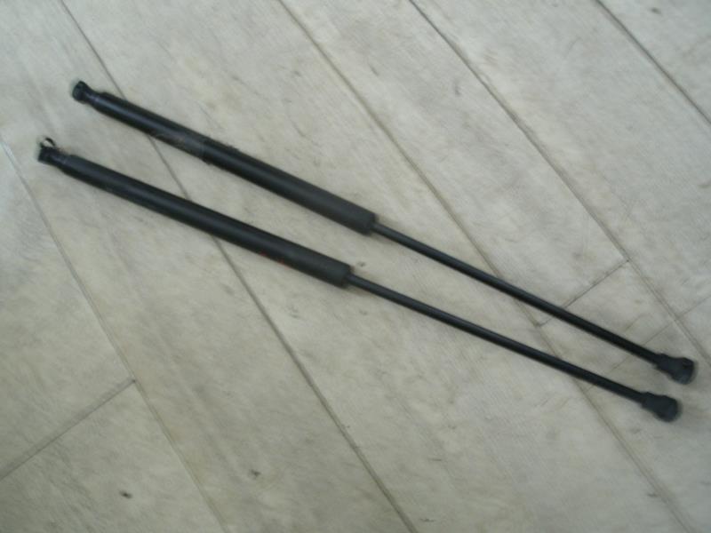 Verin de coffre CITROEN C5 1 PHASE 1 Diesel - 1
