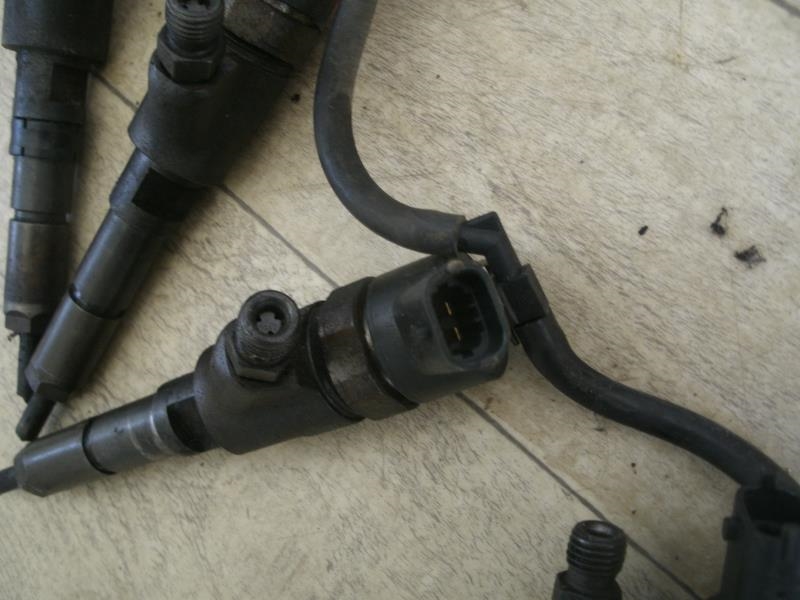 Rampe injection CITROEN C5 1 PHASE 1 Diesel - 1