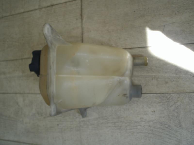 Vase d'expansion AUDI 80 3 AVANT PHASE 2 BREAK Diesel - 1