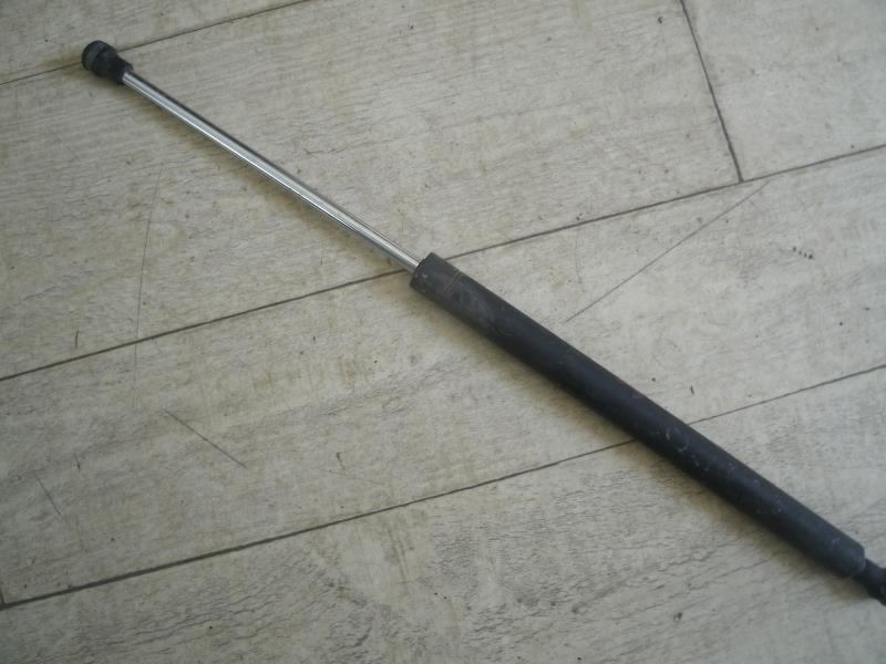 Verin de coffre RENAULT LAGUNA 1 PHASE 2 BREAK Essence - 1