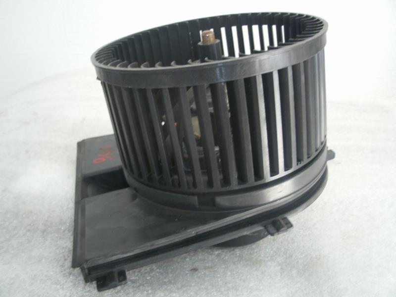 Ventilateur chauffage VOLKSWAGEN GOLF 4 Diesel - 1