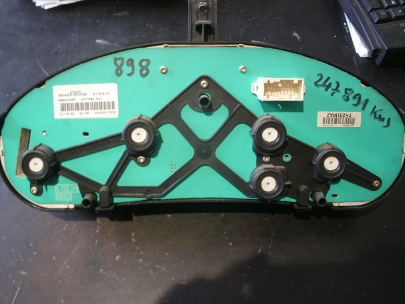 Compteur PEUGEOT 206 PHASE 1 BREAK Diesel - 1