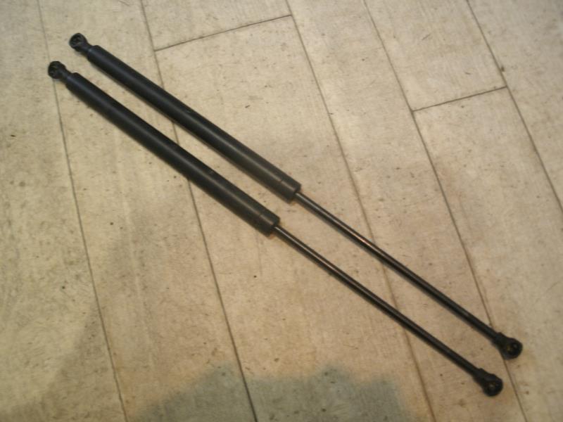 Verin de coffre PEUGEOT 206 Diesel - 1