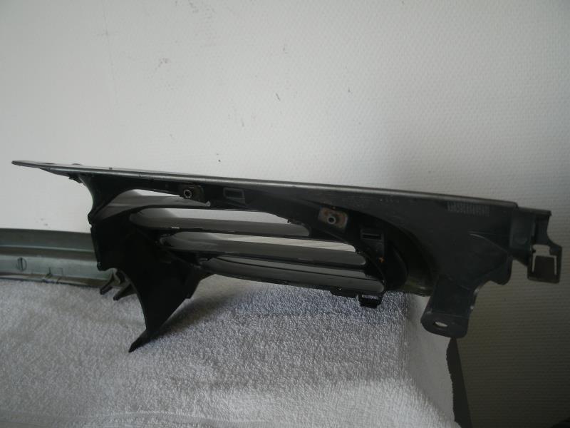 Calandre gauche RENAULT SCENIC 1 PHASE 1 Diesel - 1
