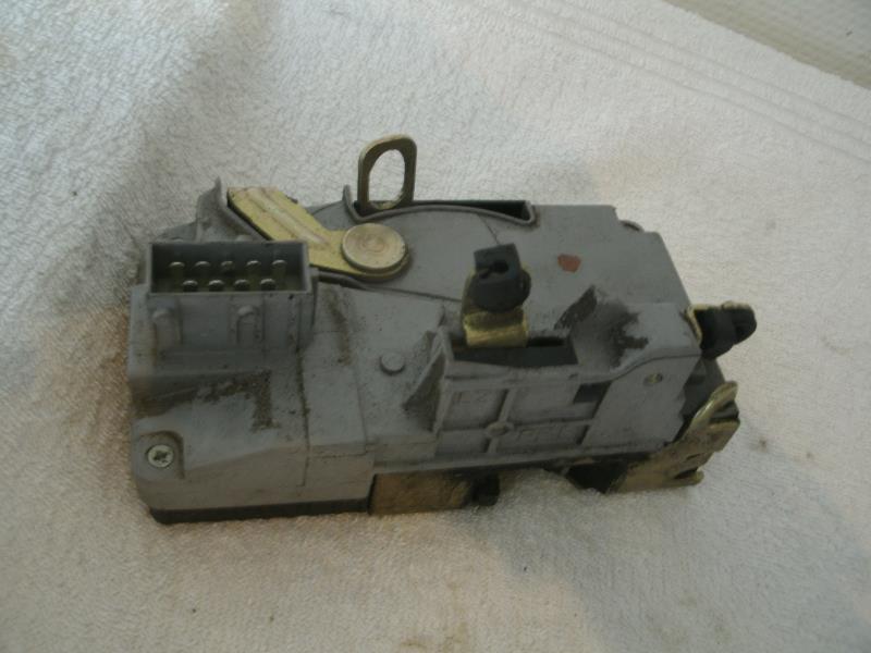 Serrure avant gauche PEUGEOT 206 PHASE 1 Essence - 1