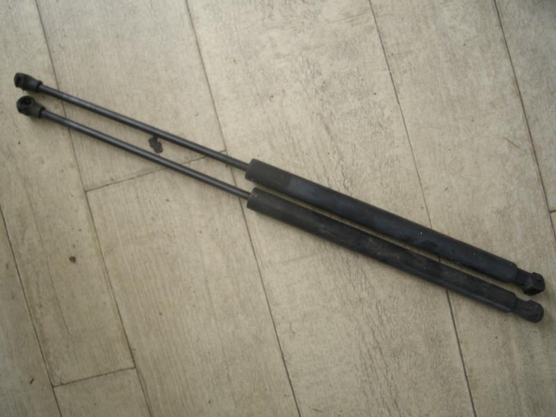 Verin de coffre PEUGEOT 207 PHASE 1 Diesel - 1