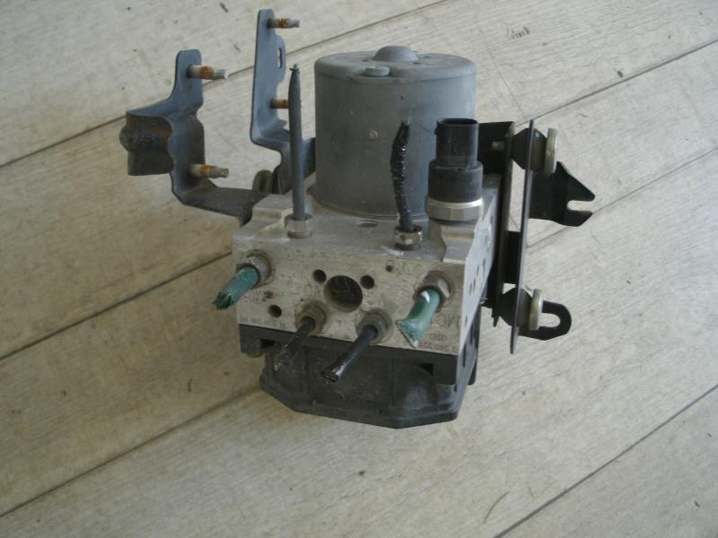 Bloc ABS (freins anti-blocage) CITROEN C8 Diesel - 1