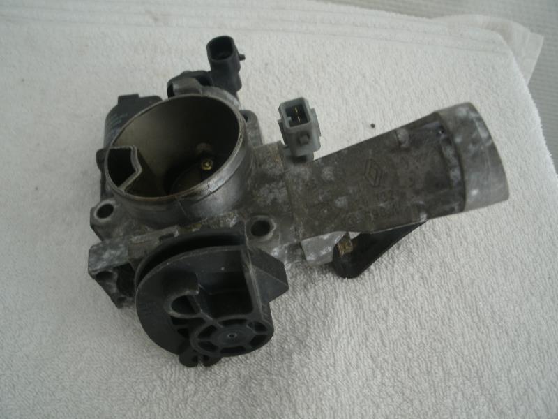 Boitier papillon RENAULT CLIO 1 PHASE 3 Essence - 1