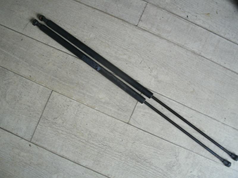 Verin de capot PEUGEOT 406 PHASE 1 Diesel - 1