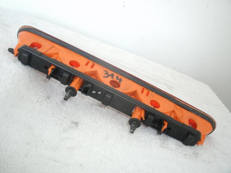 Feu arriere stop central PEUGEOT 206 Essence - 1