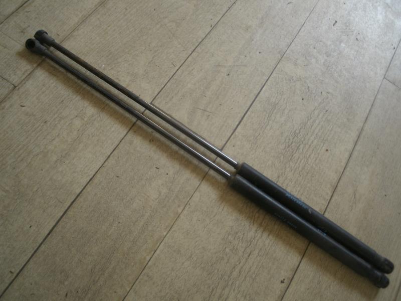 Verin de coffre CITROEN C4 1 PHASE 1 Diesel - 1