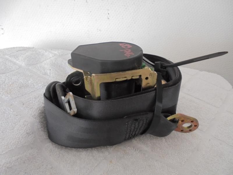 Ceinture avant gauche AUDI A4 1 PHASE 2 Diesel - 1