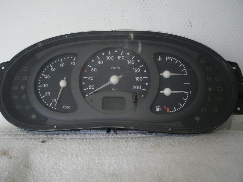 Compteur RENAULT CLIO 2 PHASE 1 Essence - 1
