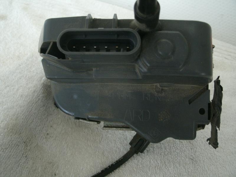 Serrure arriere droit RENAULT SCENIC 2 PHASE 2 Diesel - 1