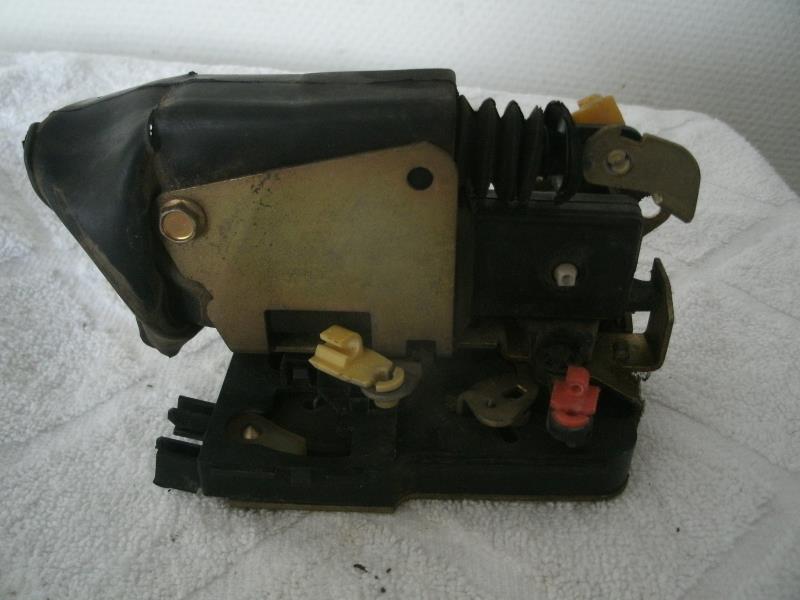 Serrure avant gauche RENAULT CLIO 1 PHASE 1 Essence - 1