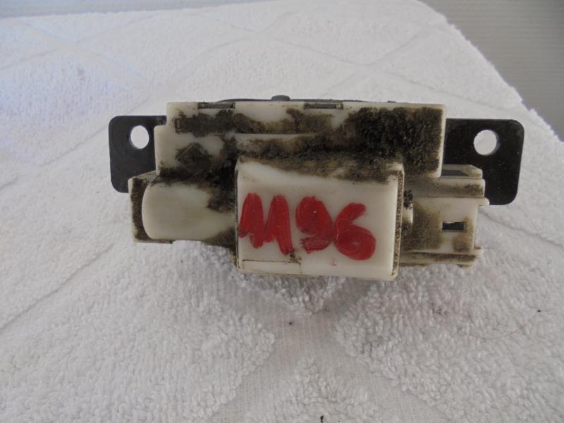 Serrure de coffre RENAULT SCENIC 2 PHASE 2 Diesel - 1