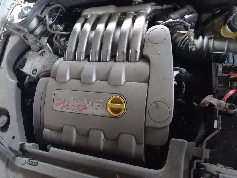 Moteur RENAULT LAGUNA 2 PHASE 1 Essence - 1